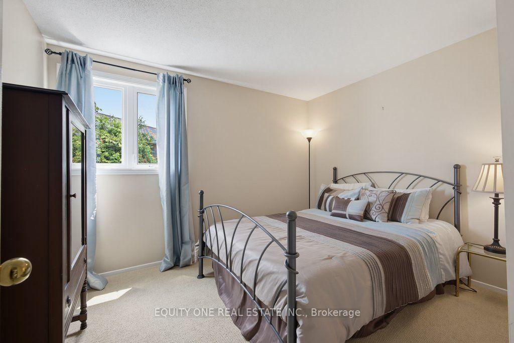 Photo 32 of 1315 Prestone Drive, Ottawa, Bilberry Creek/Queenswood Heights — HOMEH
