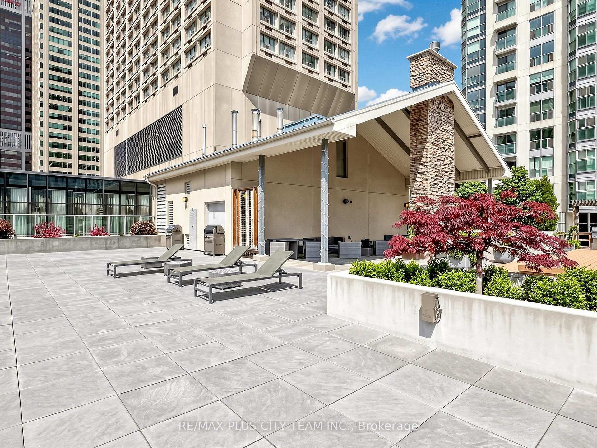 Photo 44 of Unit 2006, 8 Park Road, Toronto, Rosedale-Moore Park — HOMEH