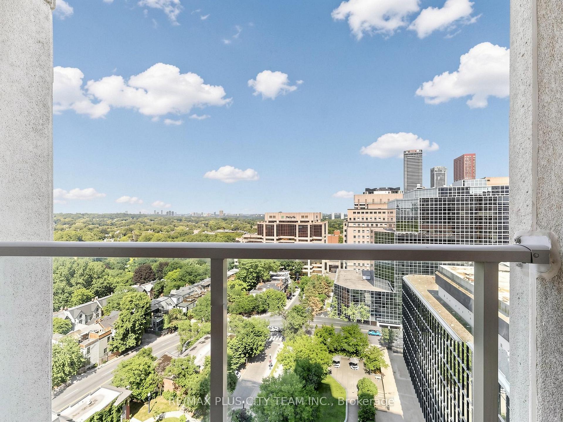 Photo 23 of Unit 2006, 8 Park Road, Toronto, Rosedale-Moore Park — HOMEH