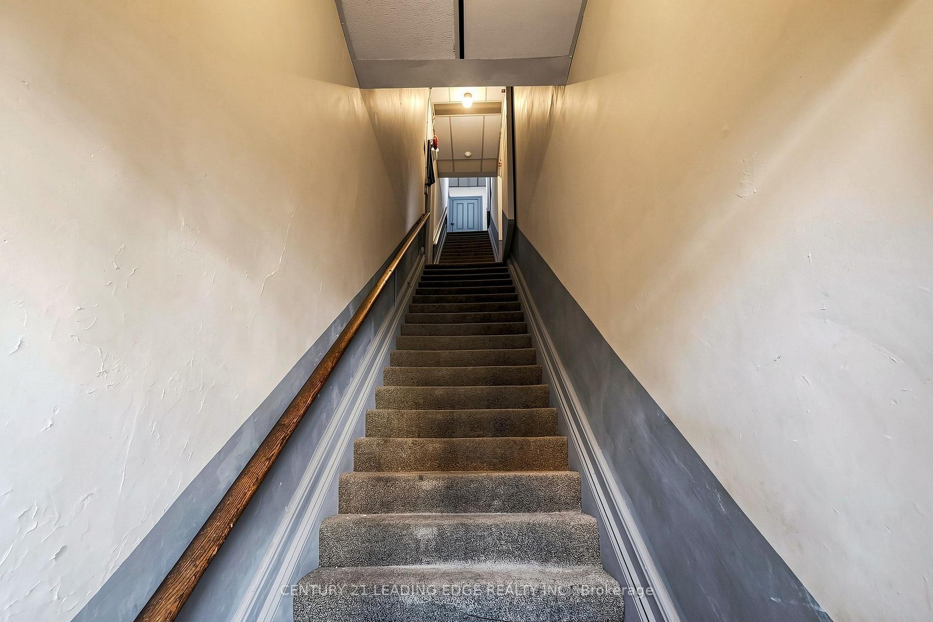 Photo 4 of Unit 3, 18 Brock Street W, Uxbridge — HOMEH