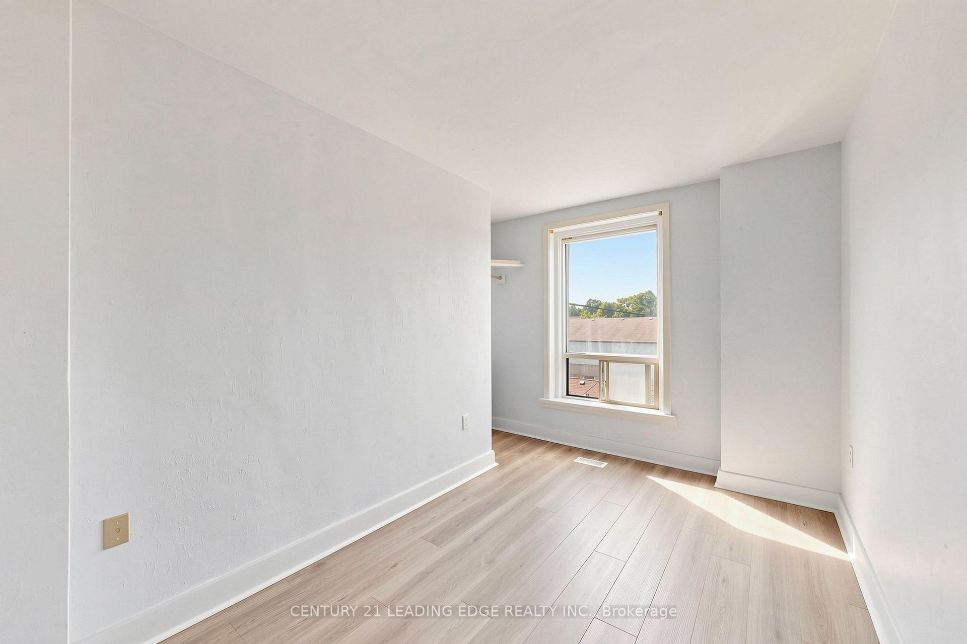 Photo 18 of Unit 3, 18 Brock Street W, Uxbridge — HOMEH