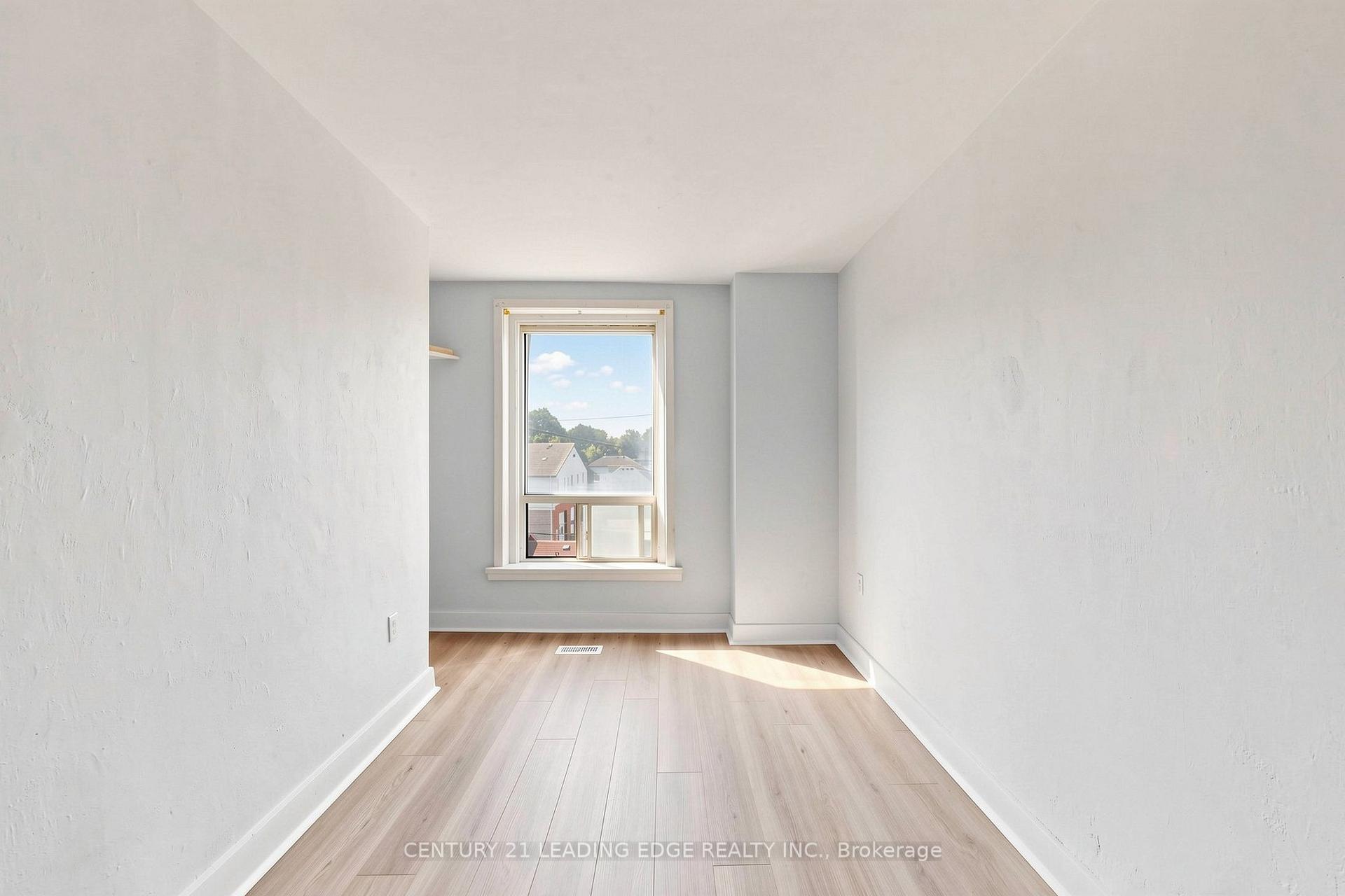 Photo 19 of Unit 3, 18 Brock Street W, Uxbridge — HOMEH