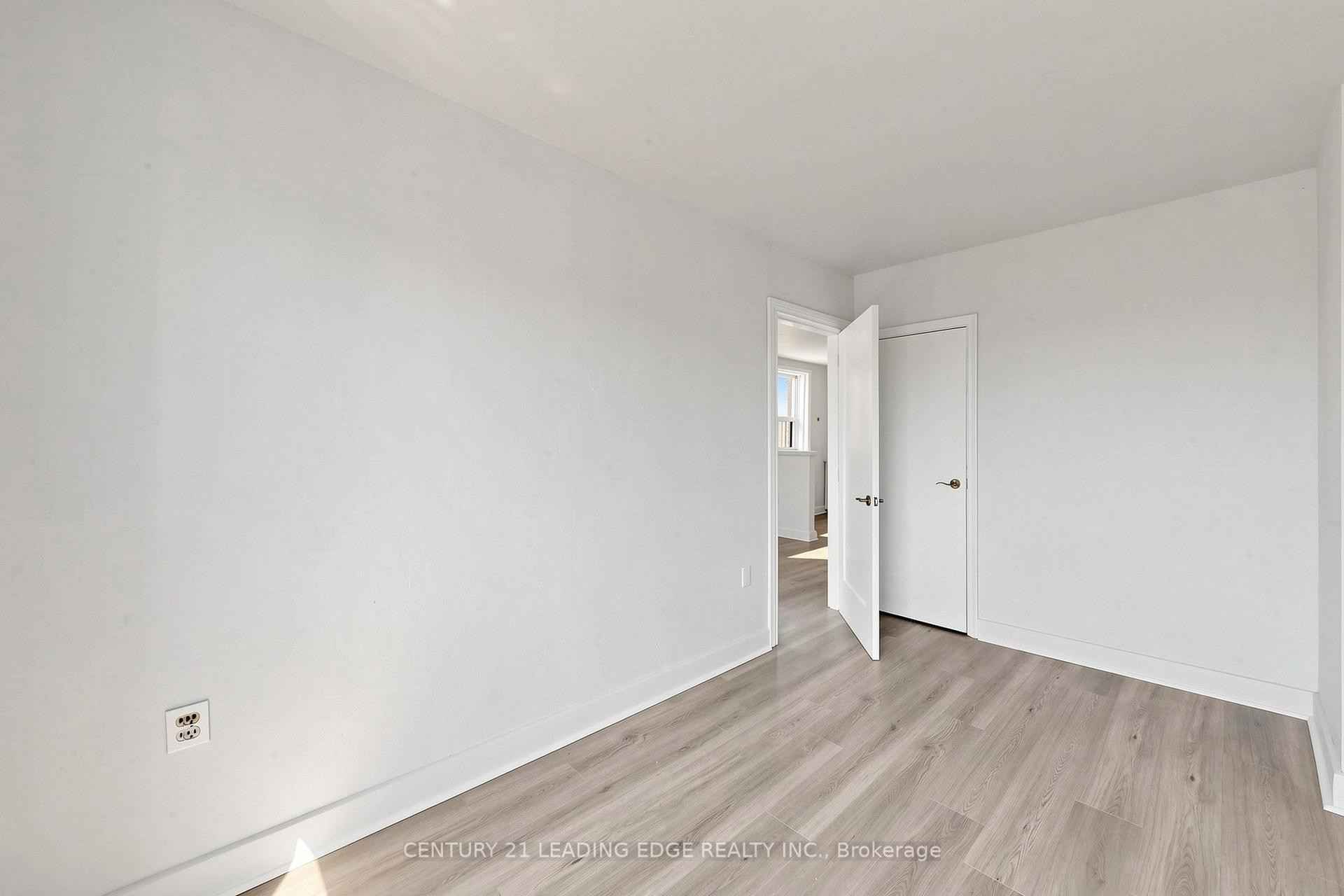 Photo 20 of Unit 3, 18 Brock Street W, Uxbridge — HOMEH