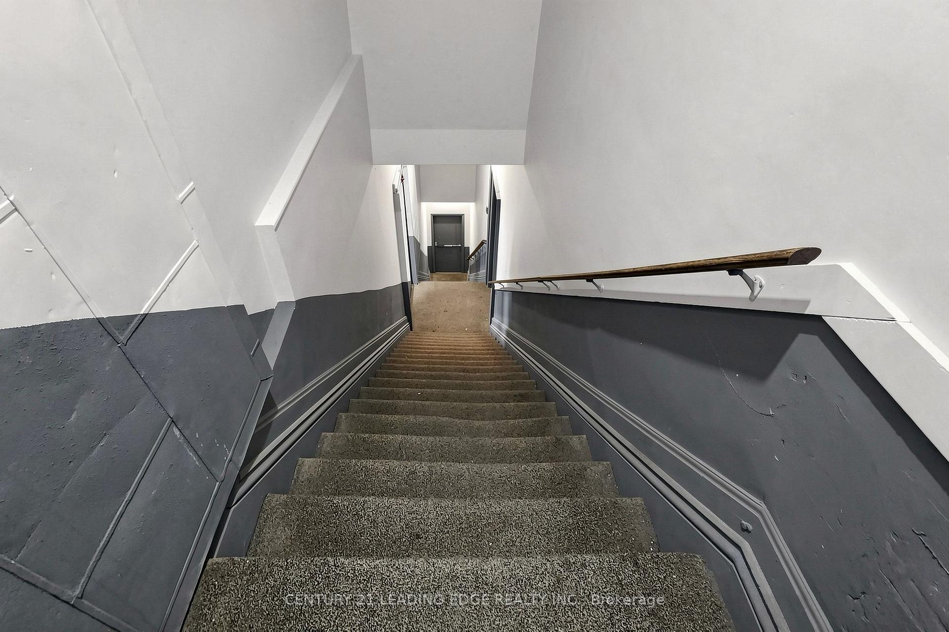 Photo 5 of Unit 3, 18 Brock Street W, Uxbridge — HOMEH