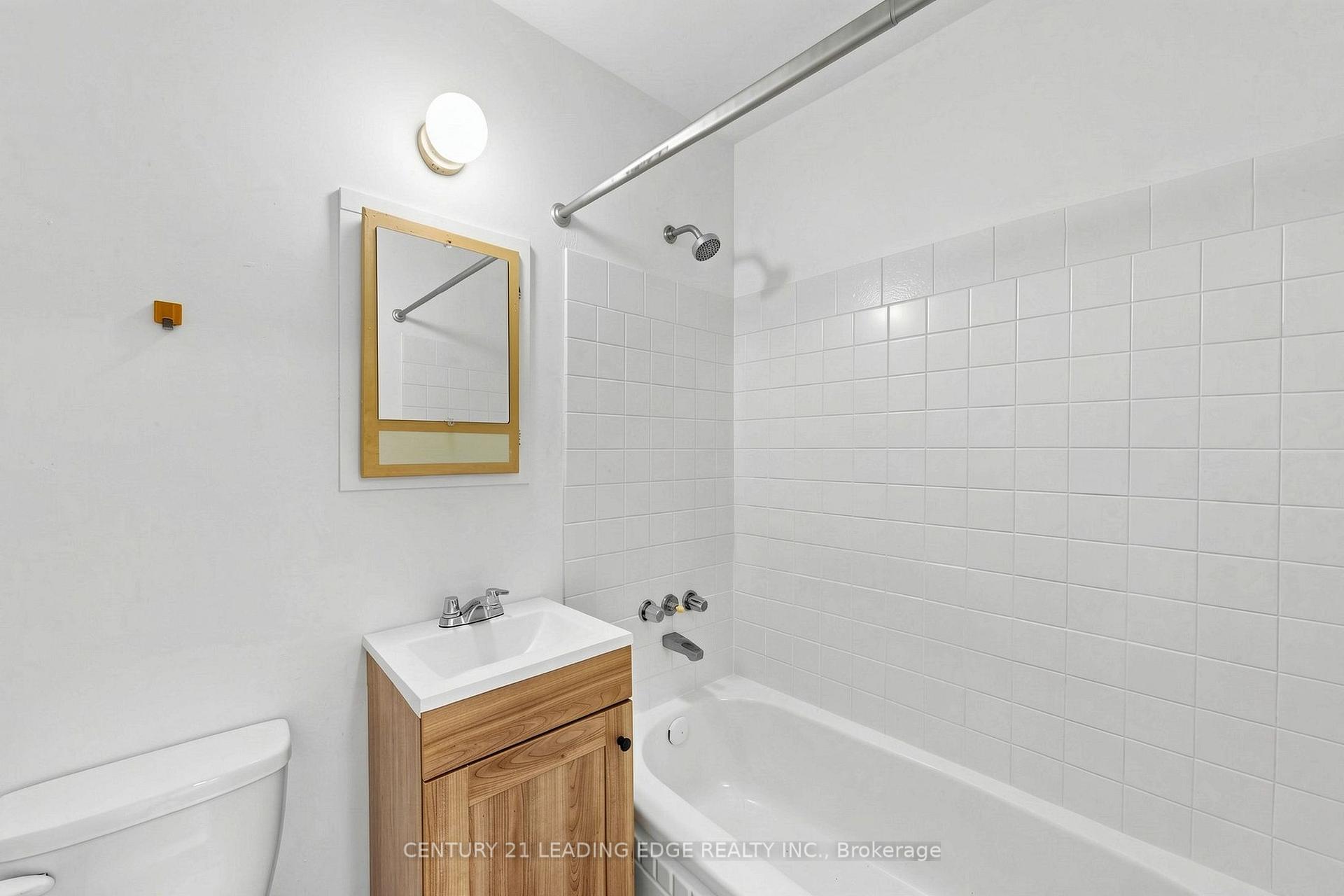 Photo 21 of Unit 3, 18 Brock Street W, Uxbridge — HOMEH