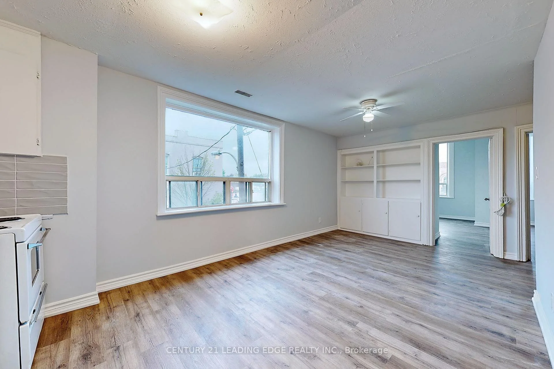 Photo 34 of Unit 3, 18 Brock Street W, Uxbridge — HOMEH