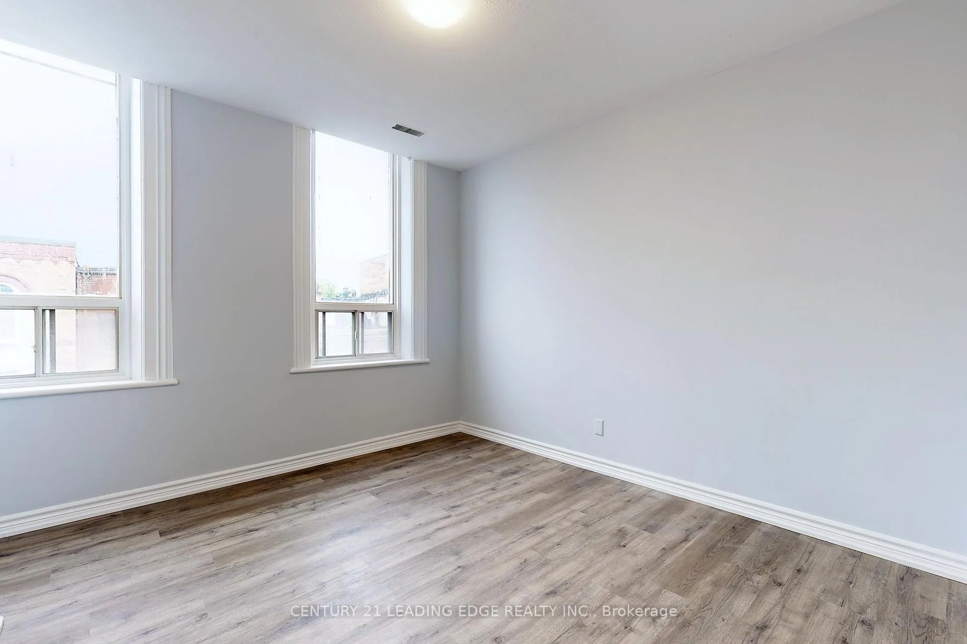 Photo 39 of Unit 3, 18 Brock Street W, Uxbridge — HOMEH