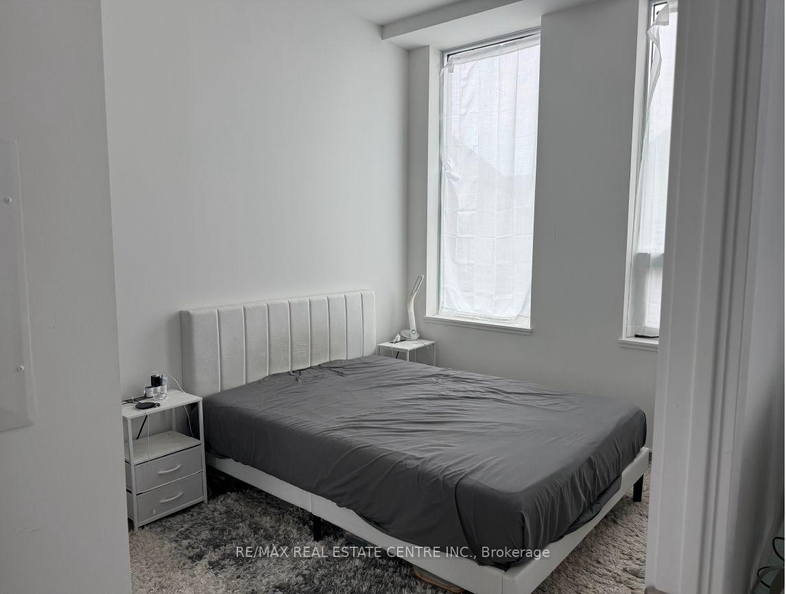 Photo 7 of Unit 111, 2501 Saw Whet Boulevard E, Oakville, Glen Abbey — HOMEH