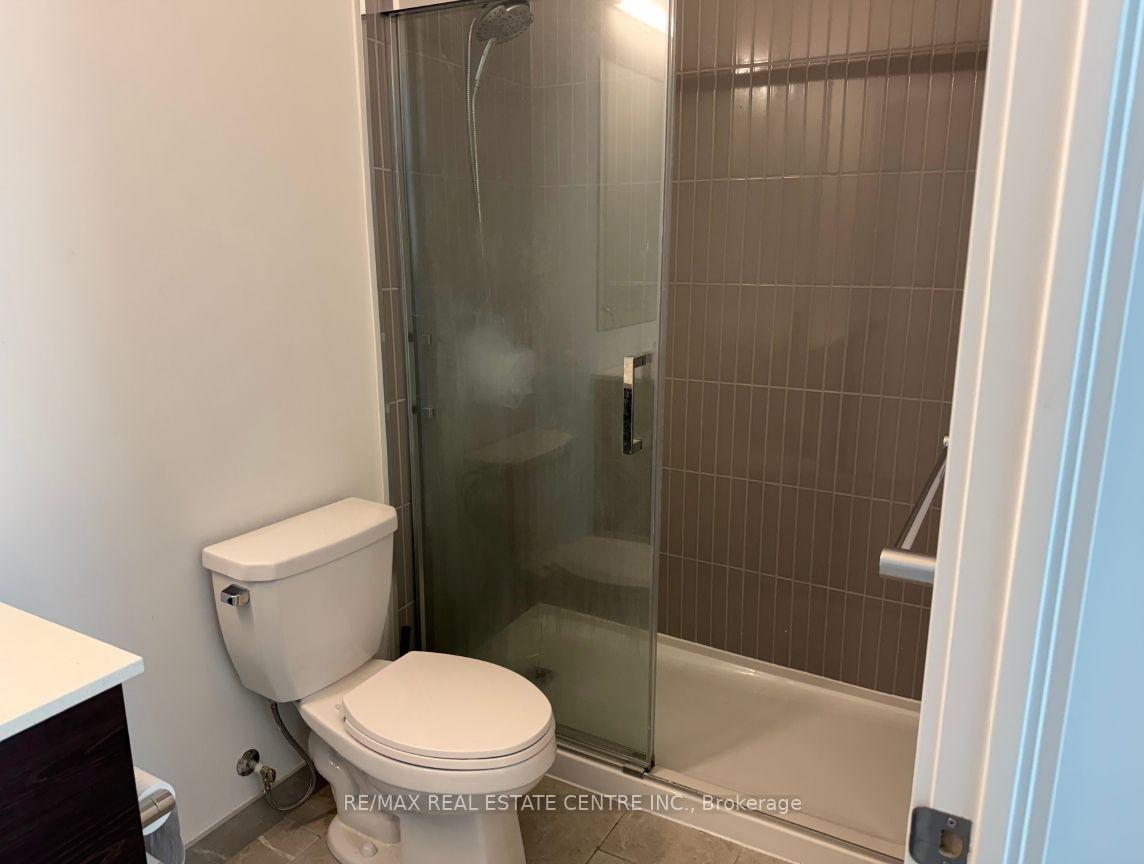 Photo 10 of Unit 111, 2501 Saw Whet Boulevard E, Oakville, Glen Abbey — HOMEH