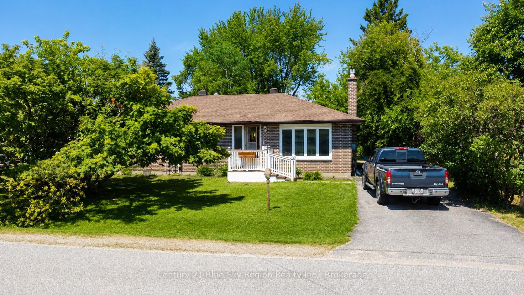 Photo 1 of 3 Superior Crescent, North Bay, Ferris — HOMEH