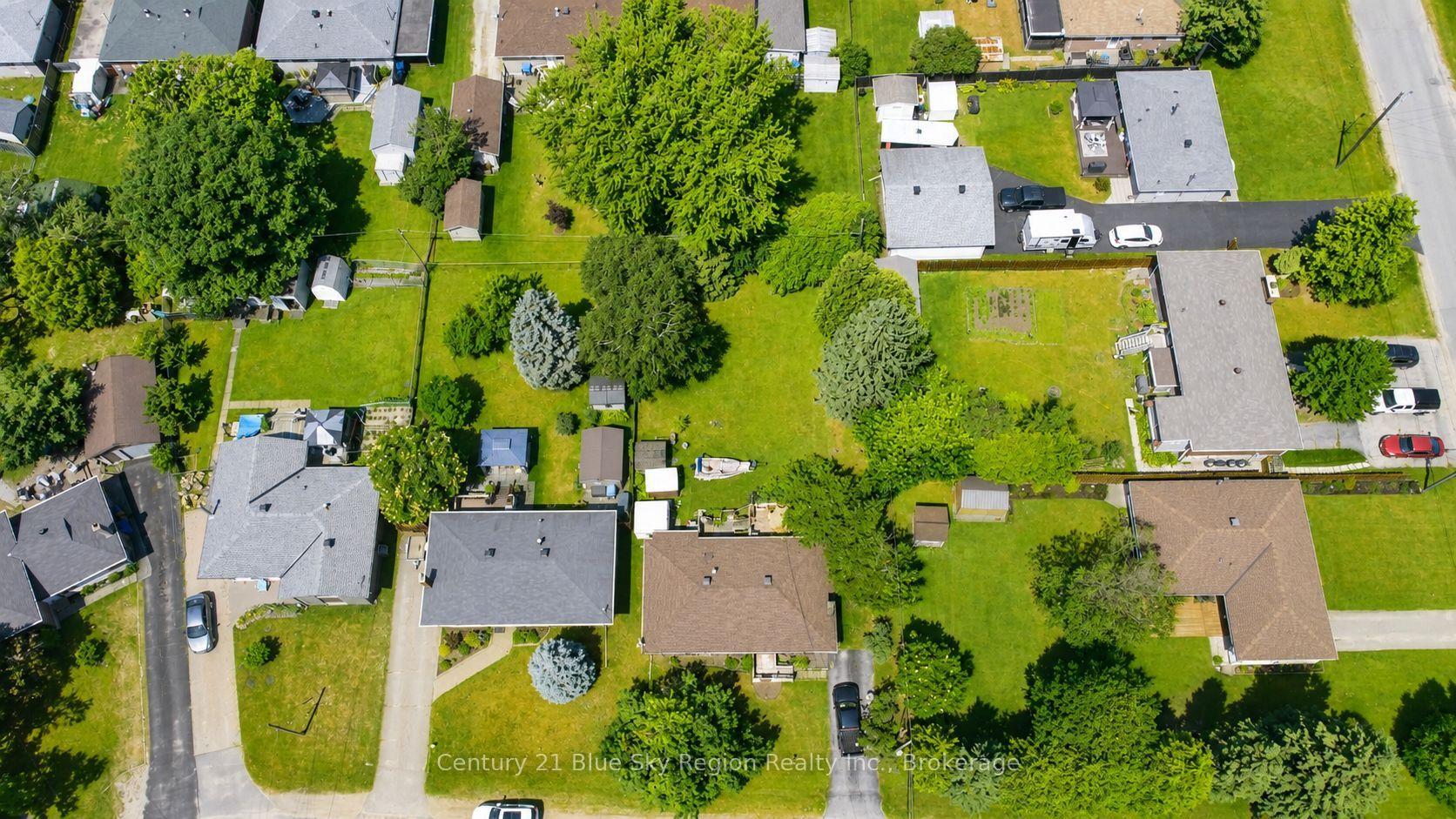 Photo 17 of 3 Superior Crescent, North Bay, Ferris — HOMEH