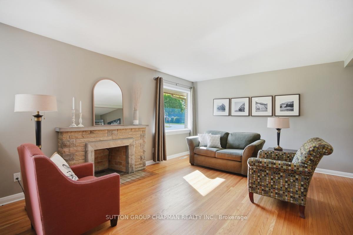 Photo 8 of 590 Oakridge Drive, London, North P — HOMEH