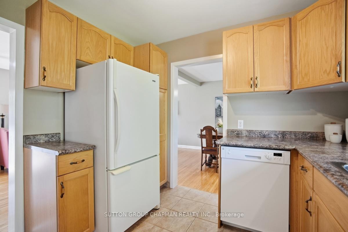 Photo 13 of 590 Oakridge Drive, London, North P — HOMEH
