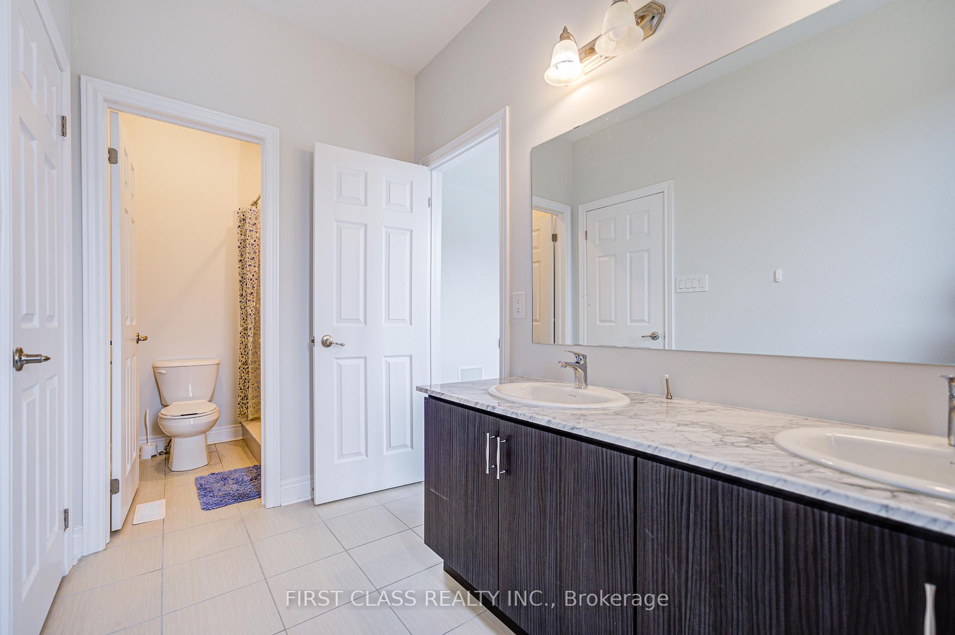 Photo 23 of 8 Nigh Drive, Markham, Middlefield — HOMEH