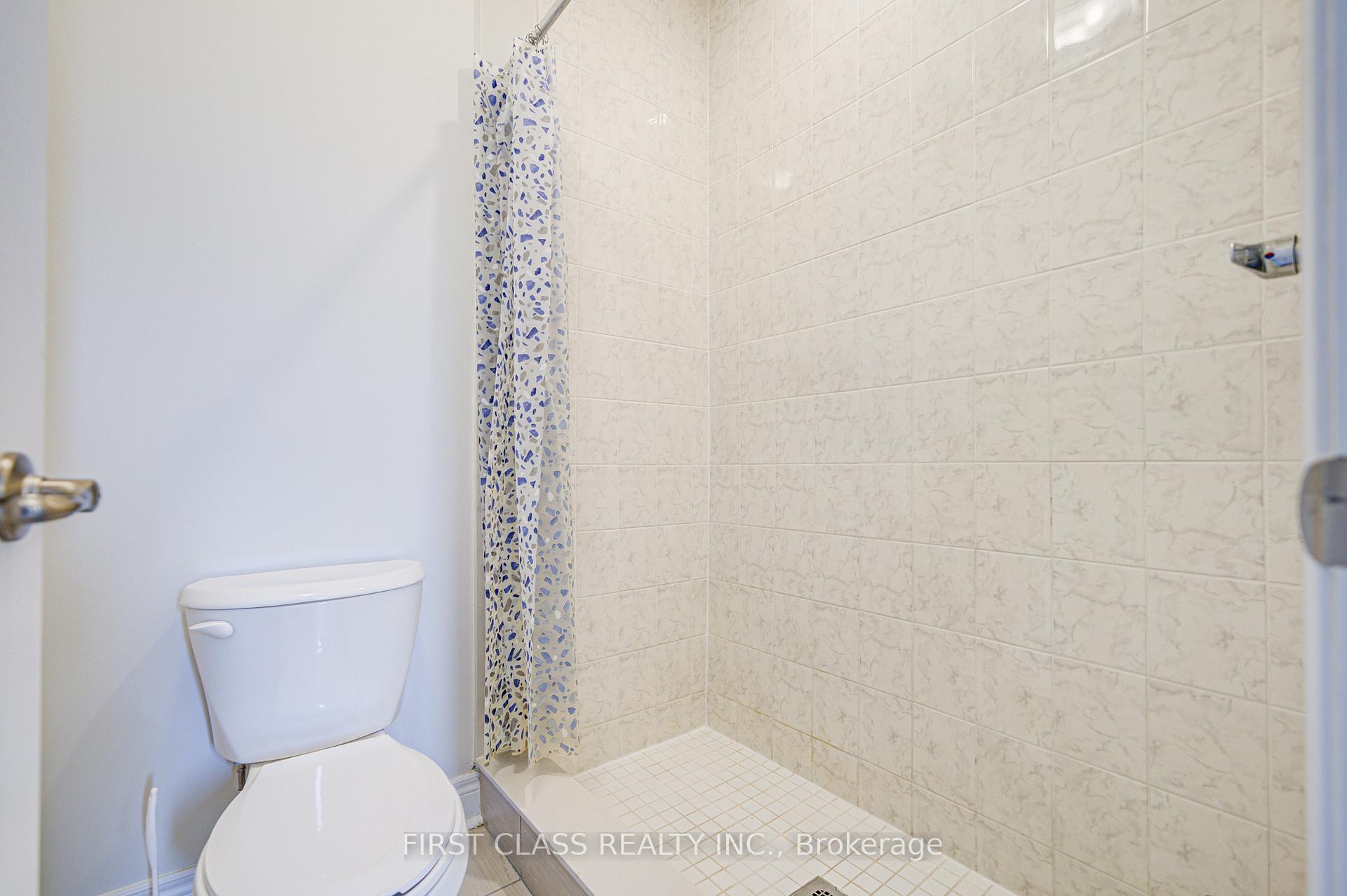 Photo 24 of 8 Nigh Drive, Markham, Middlefield — HOMEH