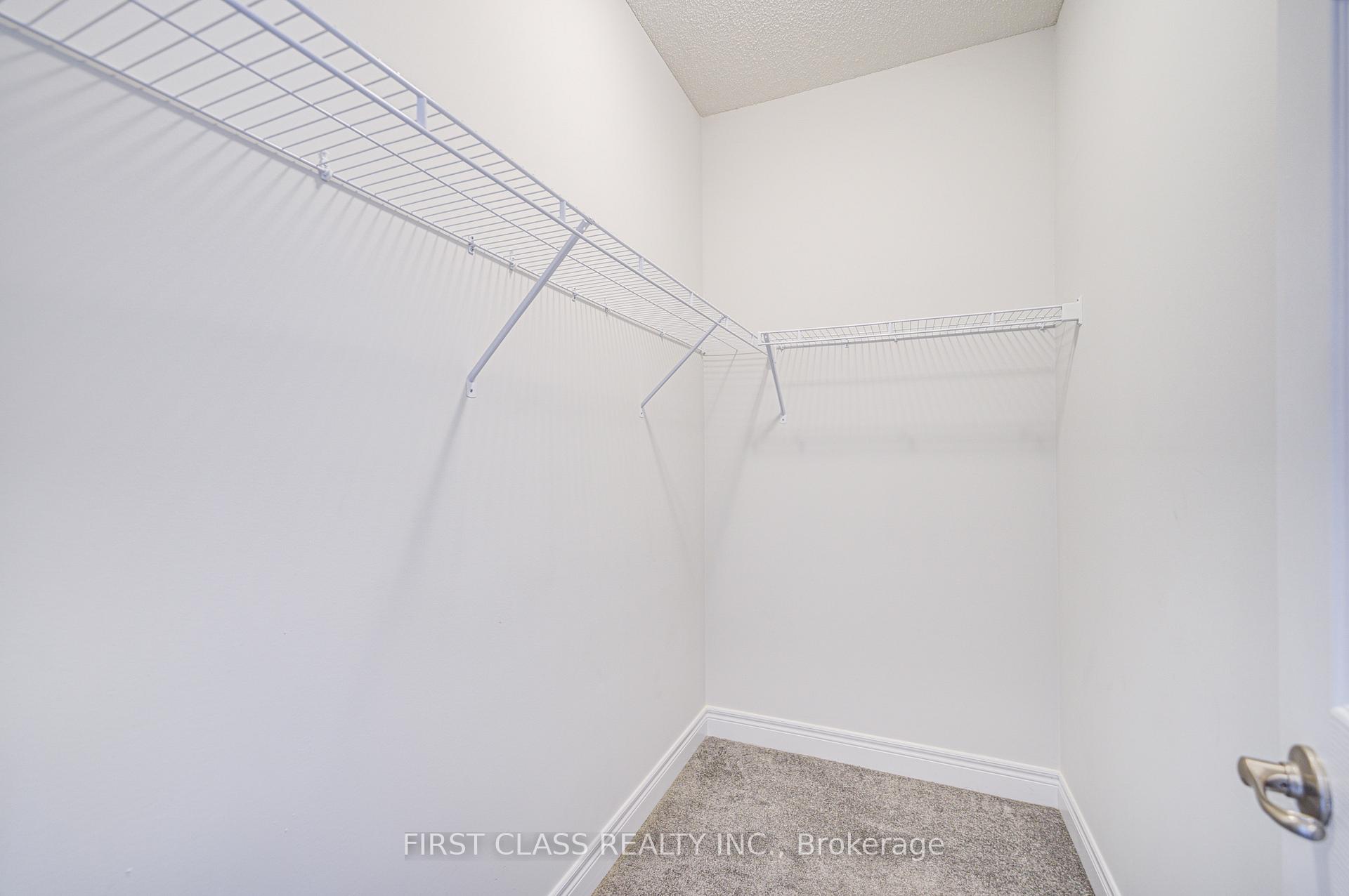 Photo 29 of 8 Nigh Drive, Markham, Middlefield — HOMEH