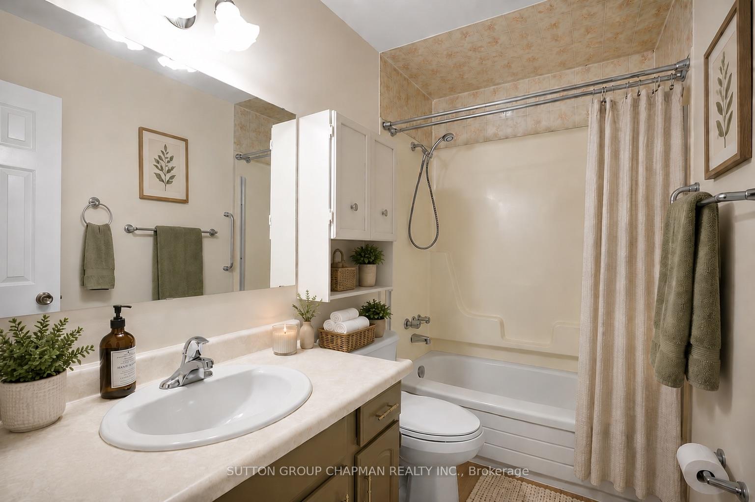 Photo 12 of 332 Ardsley Crescent, London, North I — HOMEH