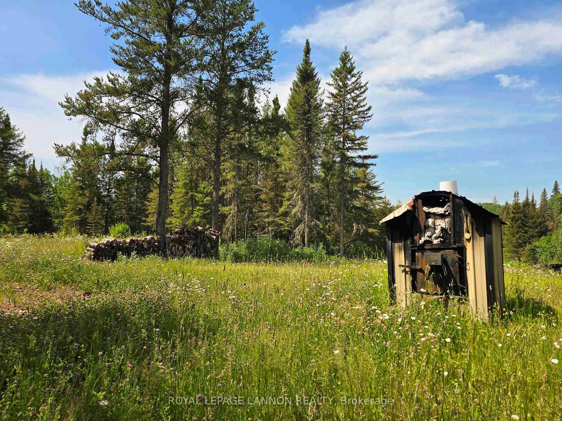 Photo 4 of 69 Niemi Road, Thunder Bay Remote Area, Ware — HOMEH