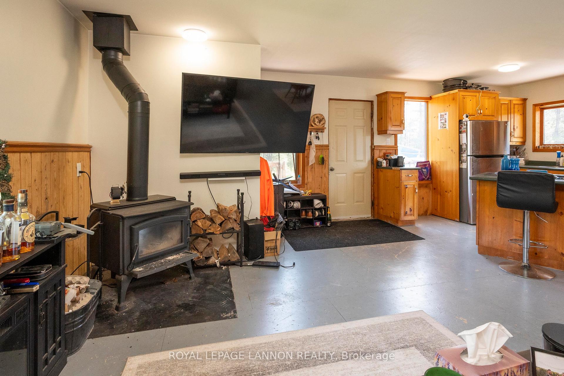 Photo 15 of 69 Niemi Road, Thunder Bay Remote Area, Ware — HOMEH