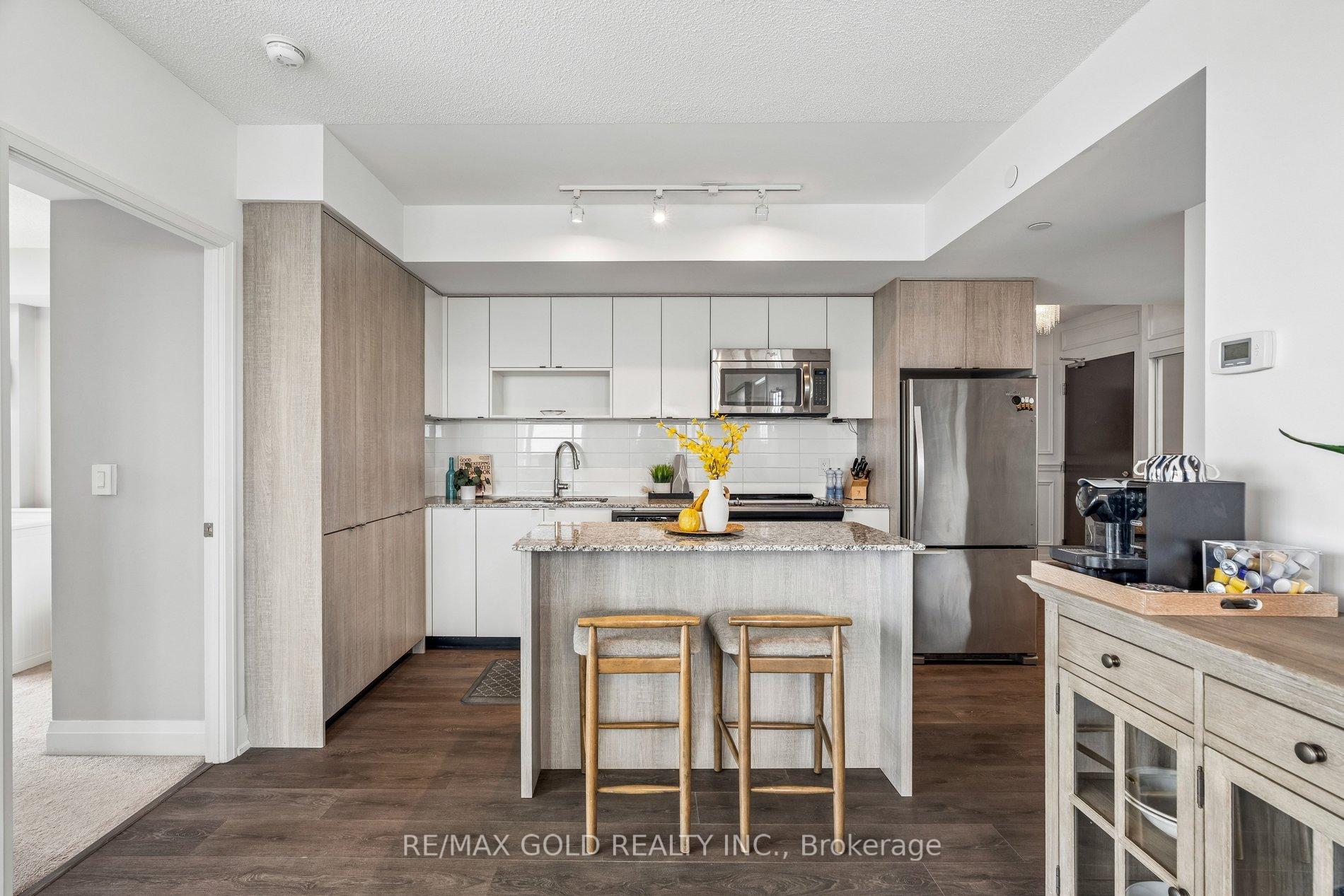 Photo 10 of Unit 2604, 9 Valhalla Inn Road, Etobicoke, Islington-City Centre West — HOMEH