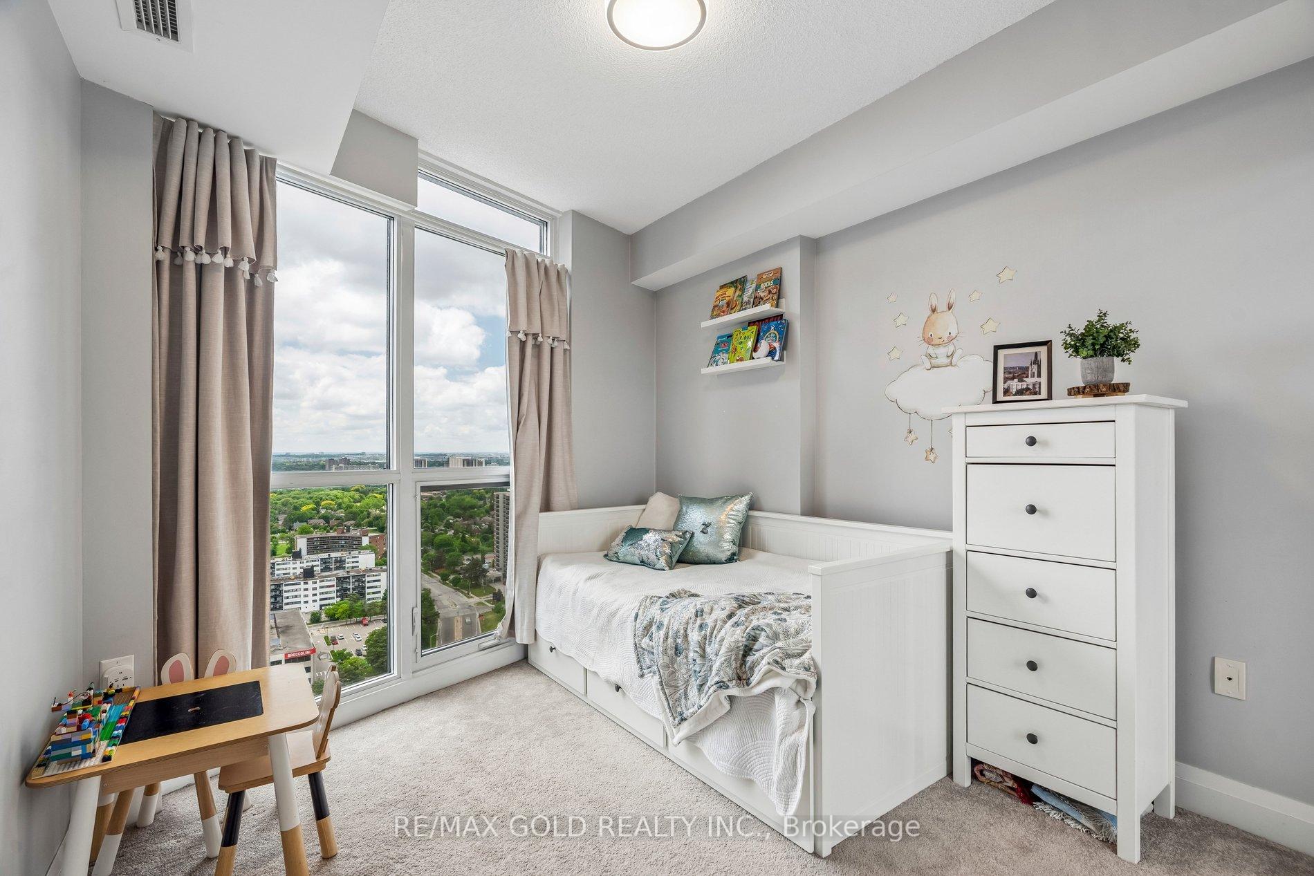 Photo 15 of Unit 2604, 9 Valhalla Inn Road, Etobicoke, Islington-City Centre West — HOMEH
