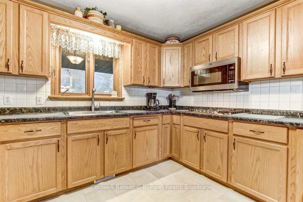 Photo 12 of 990 Norfolk County Road 21, Norfolk, Rural N. Walsingham — HOMEH