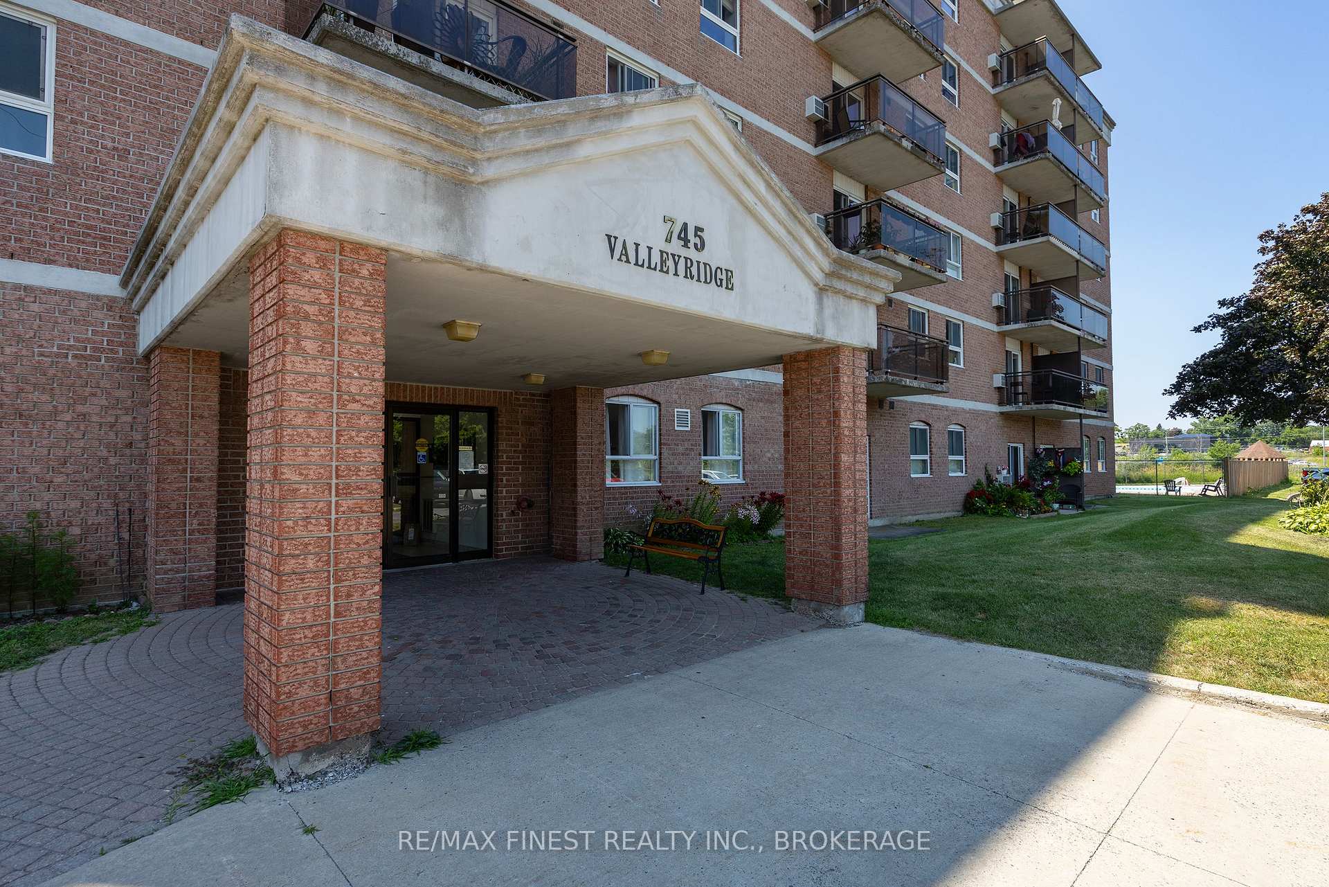 Photo 5 of Unit 101, 745 Davis Drive, Kingston, East Gardiners Rd — HOMEH