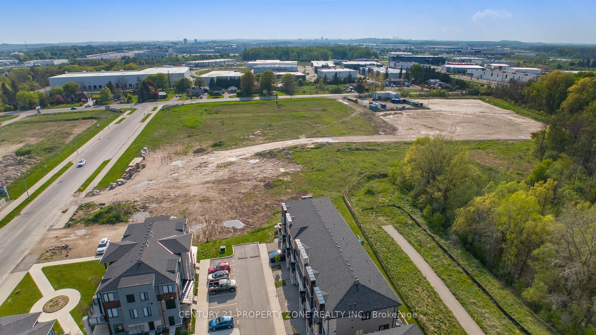Photo 5 of Unit 45, 290 Equestrian Way, Cambridge, Preston Heights — HOMEH