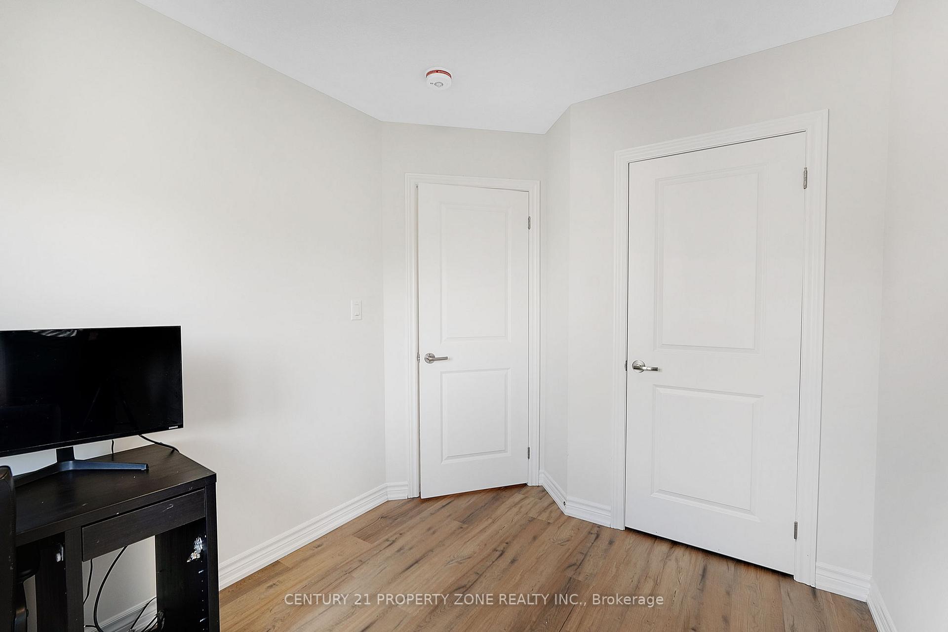 Photo 20 of Unit 45, 290 Equestrian Way, Cambridge, Preston Heights — HOMEH