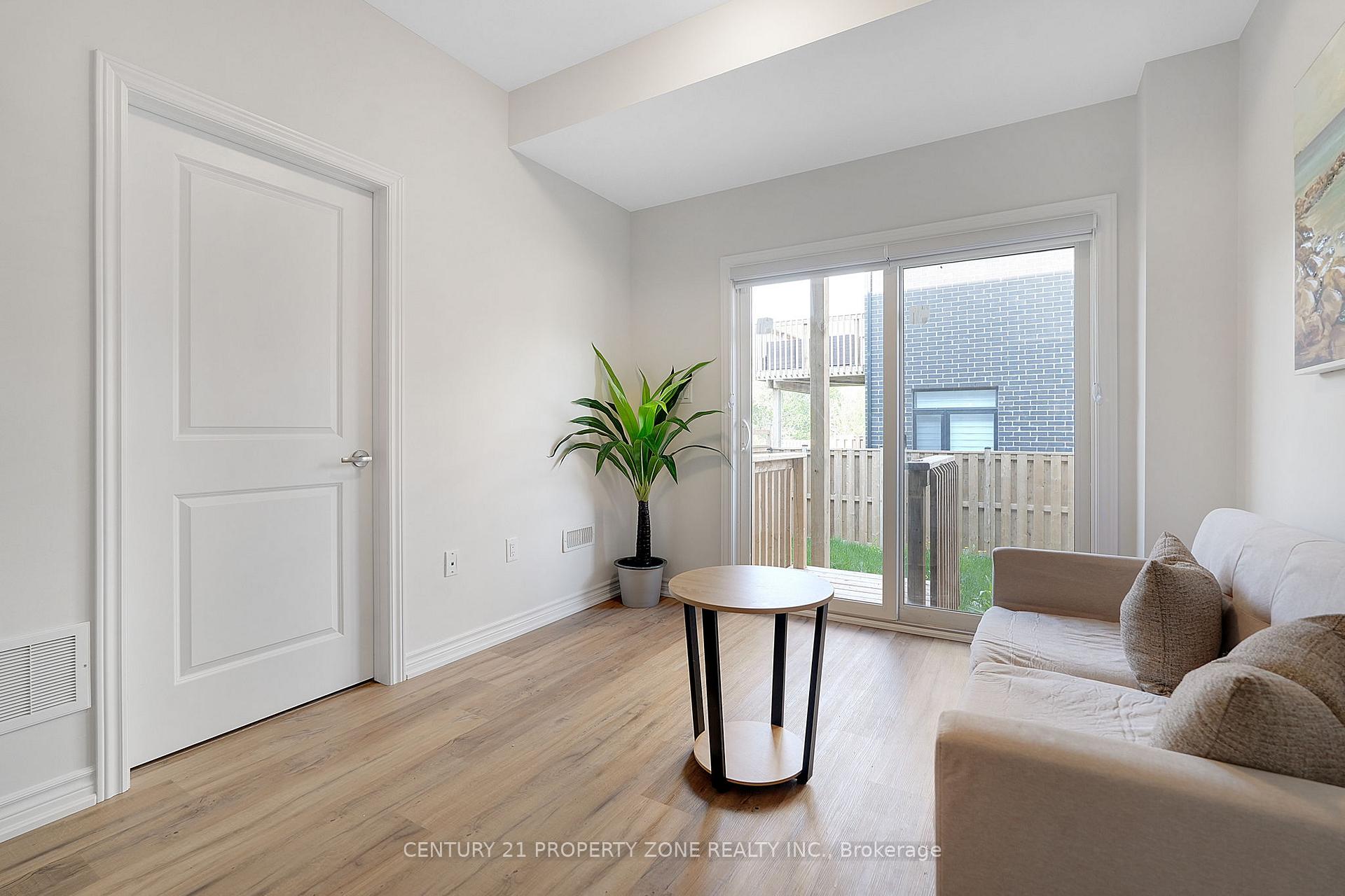 Photo 33 of Unit 45, 290 Equestrian Way, Cambridge, Preston Heights — HOMEH