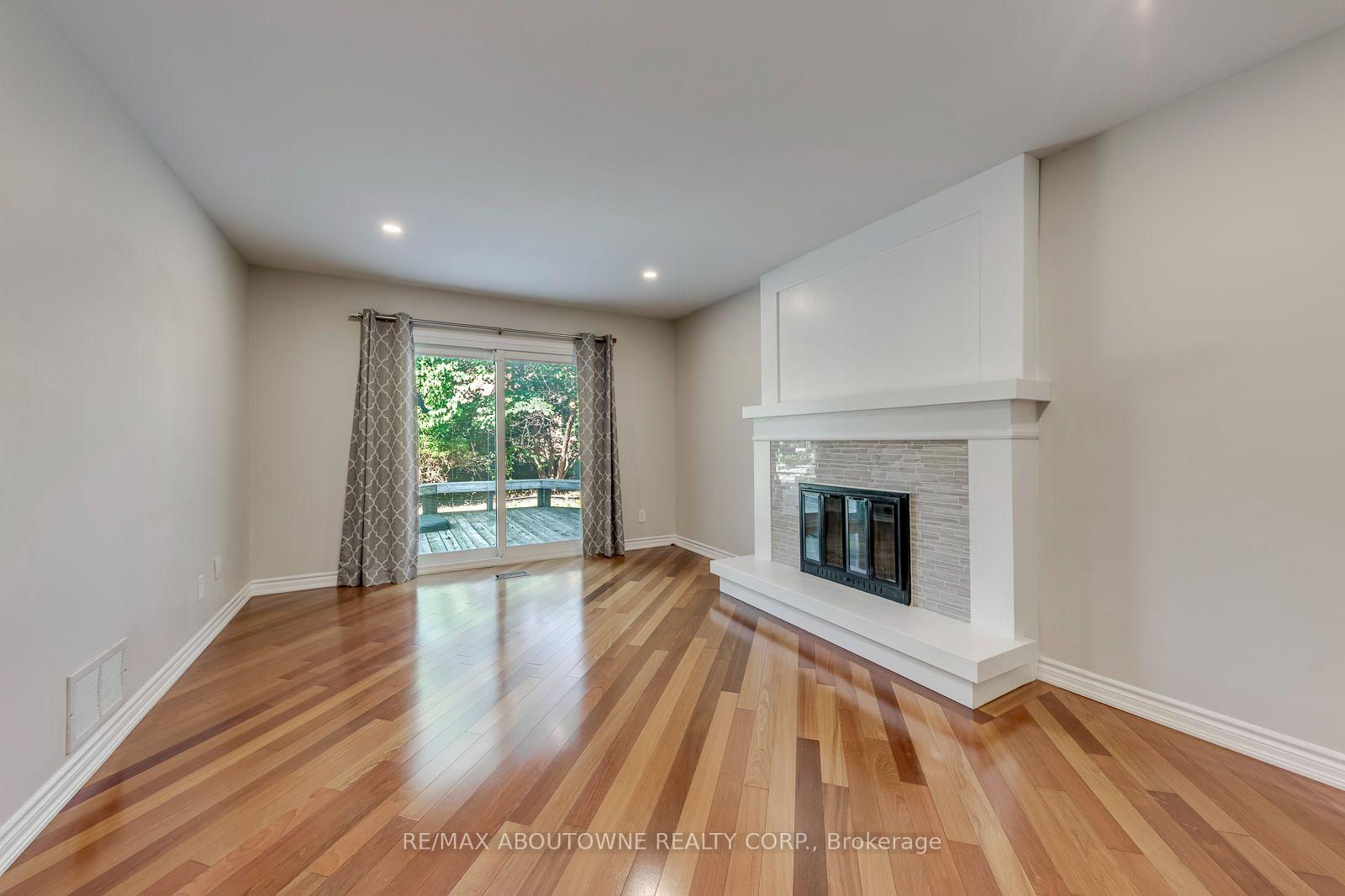 Photo 13 of 1124 Notley Crescent, Oakville, Glen Abbey — HOMEH