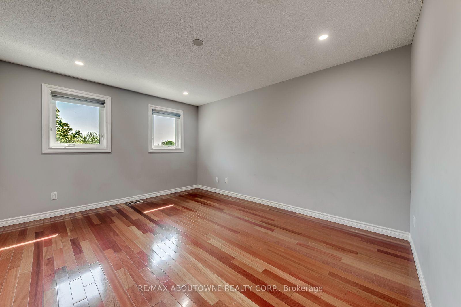 Photo 22 of 1124 Notley Crescent, Oakville, Glen Abbey — HOMEH