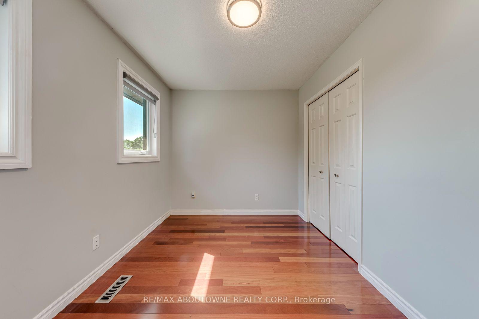 Photo 32 of 1124 Notley Crescent, Oakville, Glen Abbey — HOMEH
