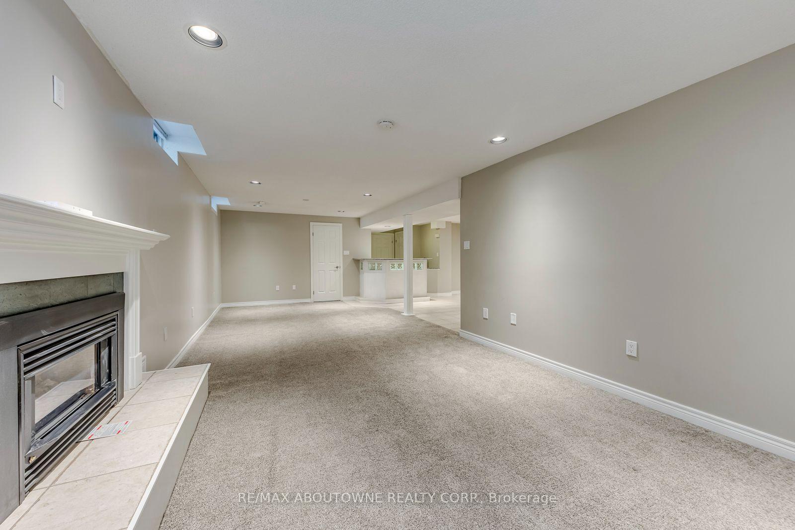 Photo 40 of 1124 Notley Crescent, Oakville, Glen Abbey — HOMEH