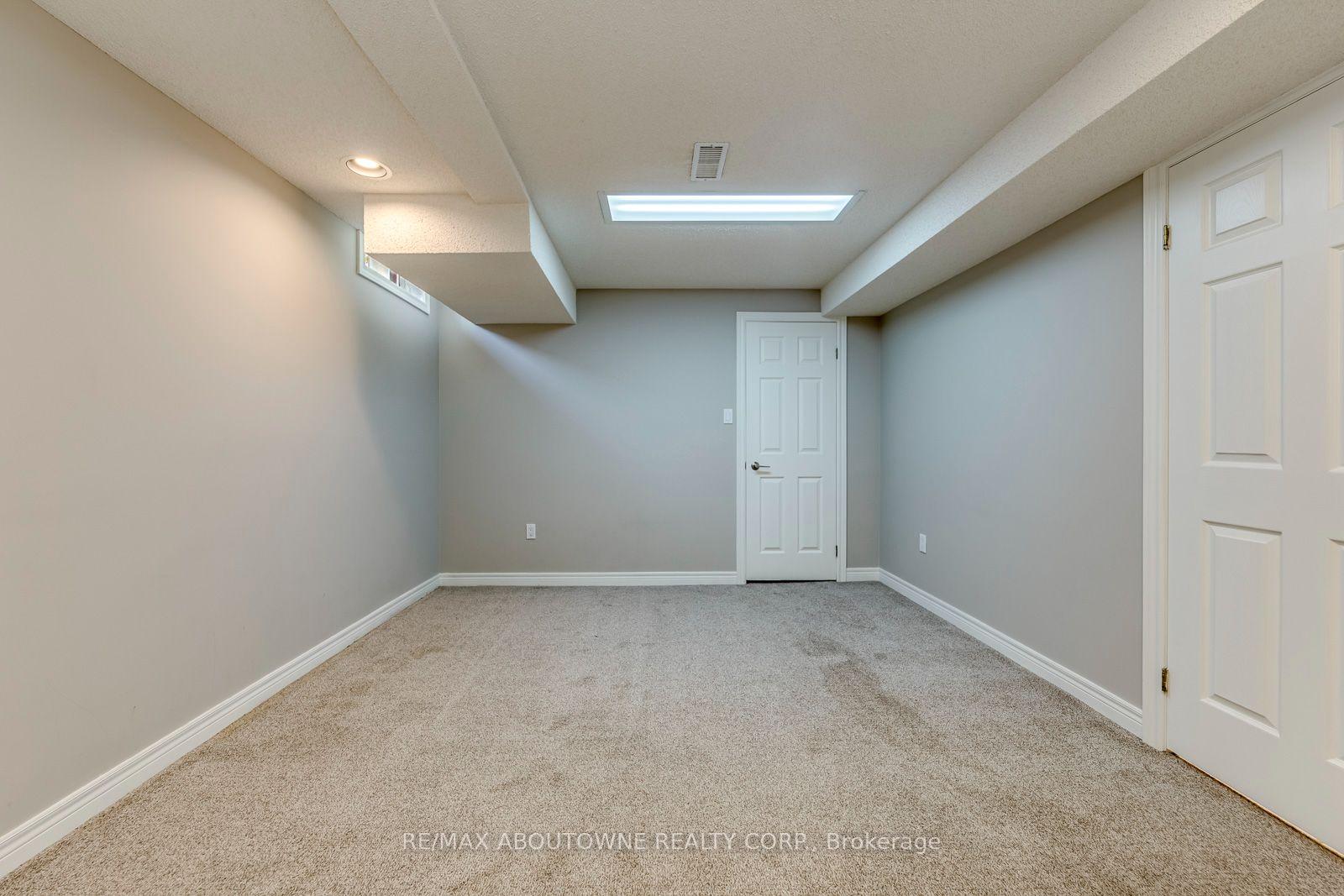 Photo 41 of 1124 Notley Crescent, Oakville, Glen Abbey — HOMEH