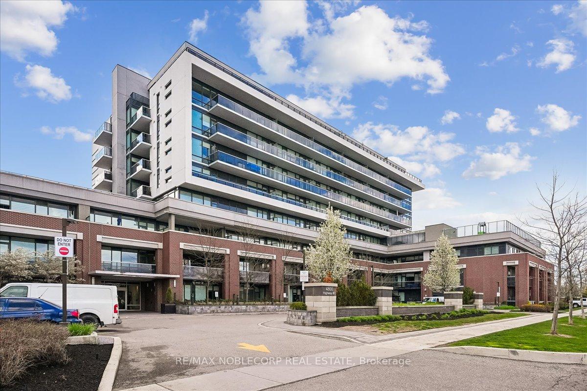 Photo 6 of Unit 503, 4800 Highway 7, Vaughan, East Woodbridge — HOMEH