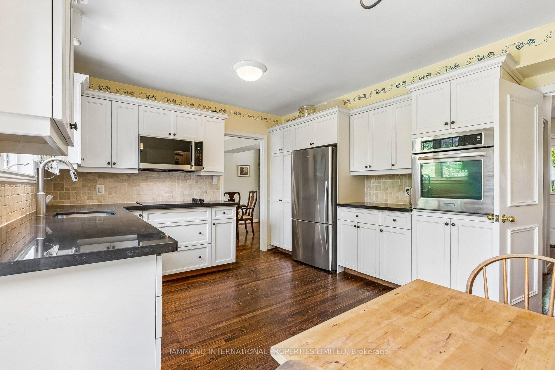 Photo 13 of 28 Almond Avenue, Markham, Grandview — HOMEH