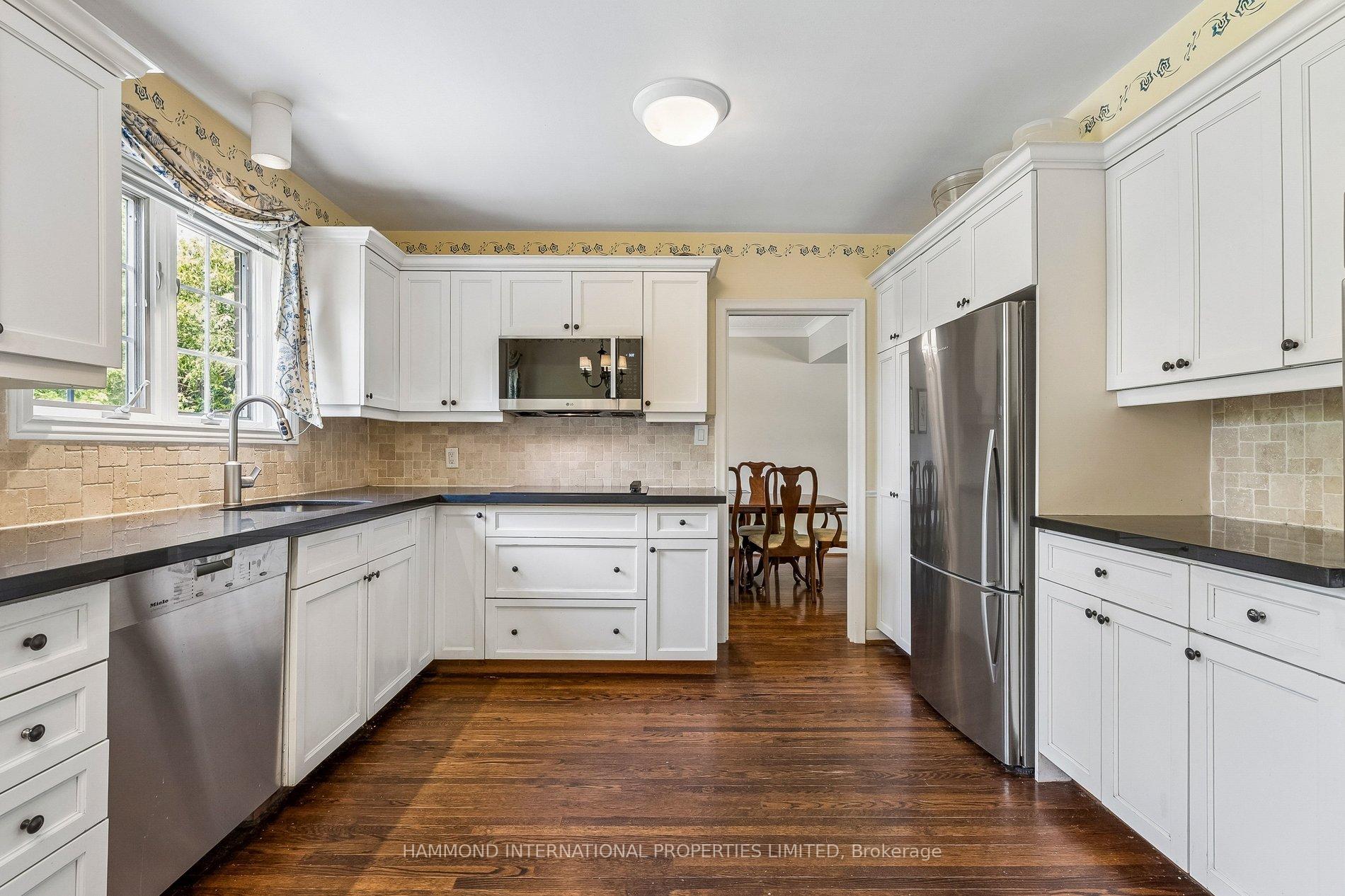 Photo 16 of 28 Almond Avenue, Markham, Grandview — HOMEH