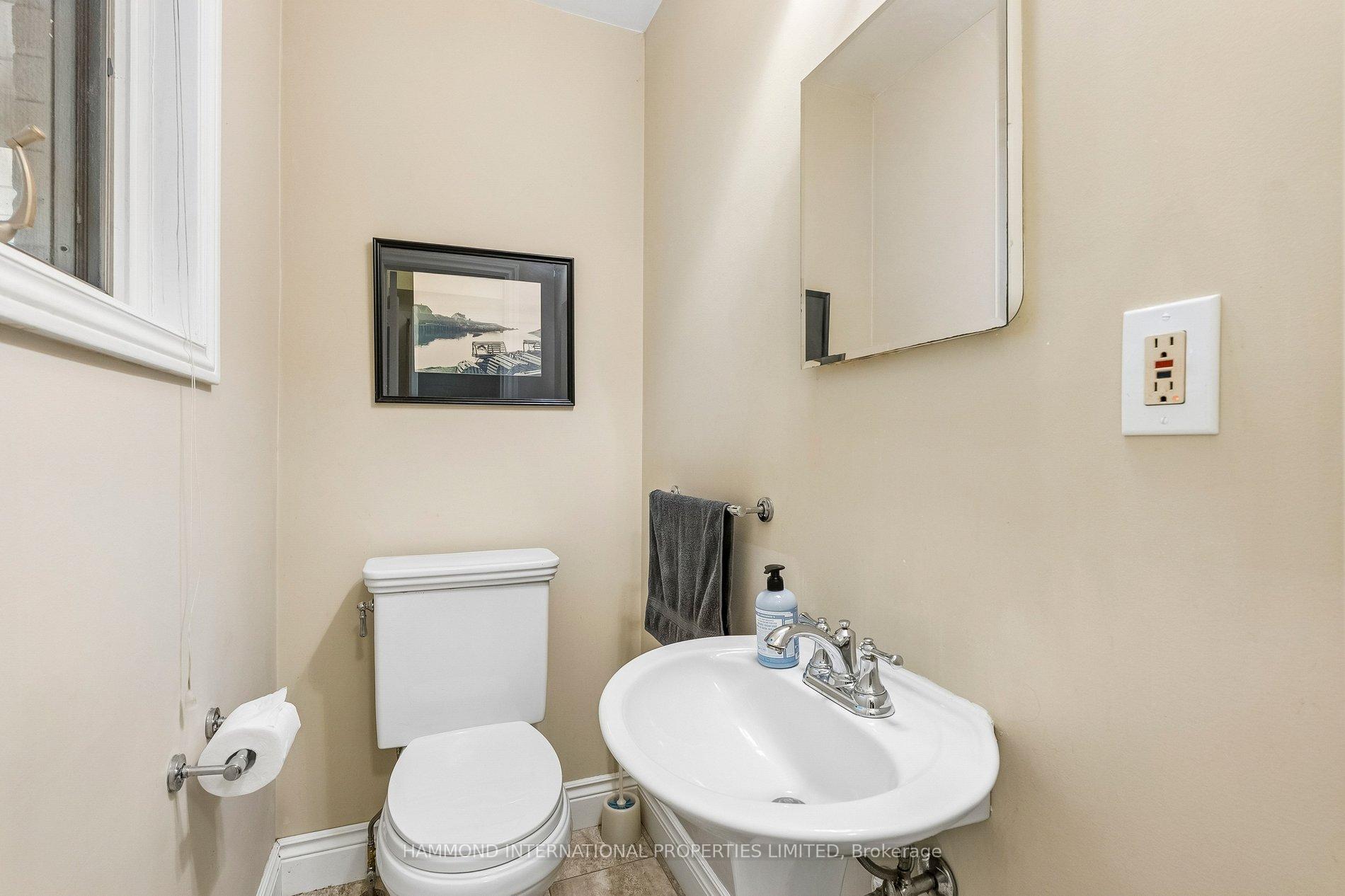 Photo 17 of 28 Almond Avenue, Markham, Grandview — HOMEH