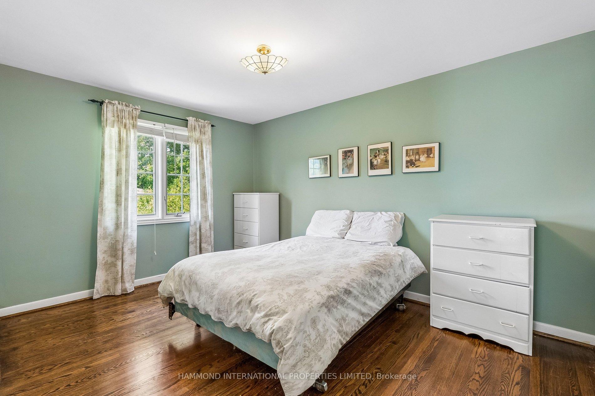 Photo 24 of 28 Almond Avenue, Markham, Grandview — HOMEH