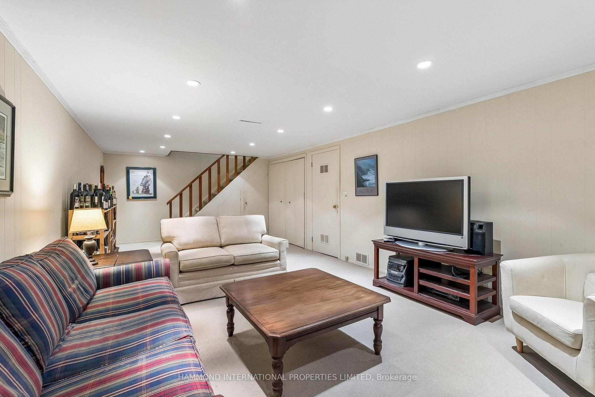 Photo 29 of 28 Almond Avenue, Markham, Grandview — HOMEH