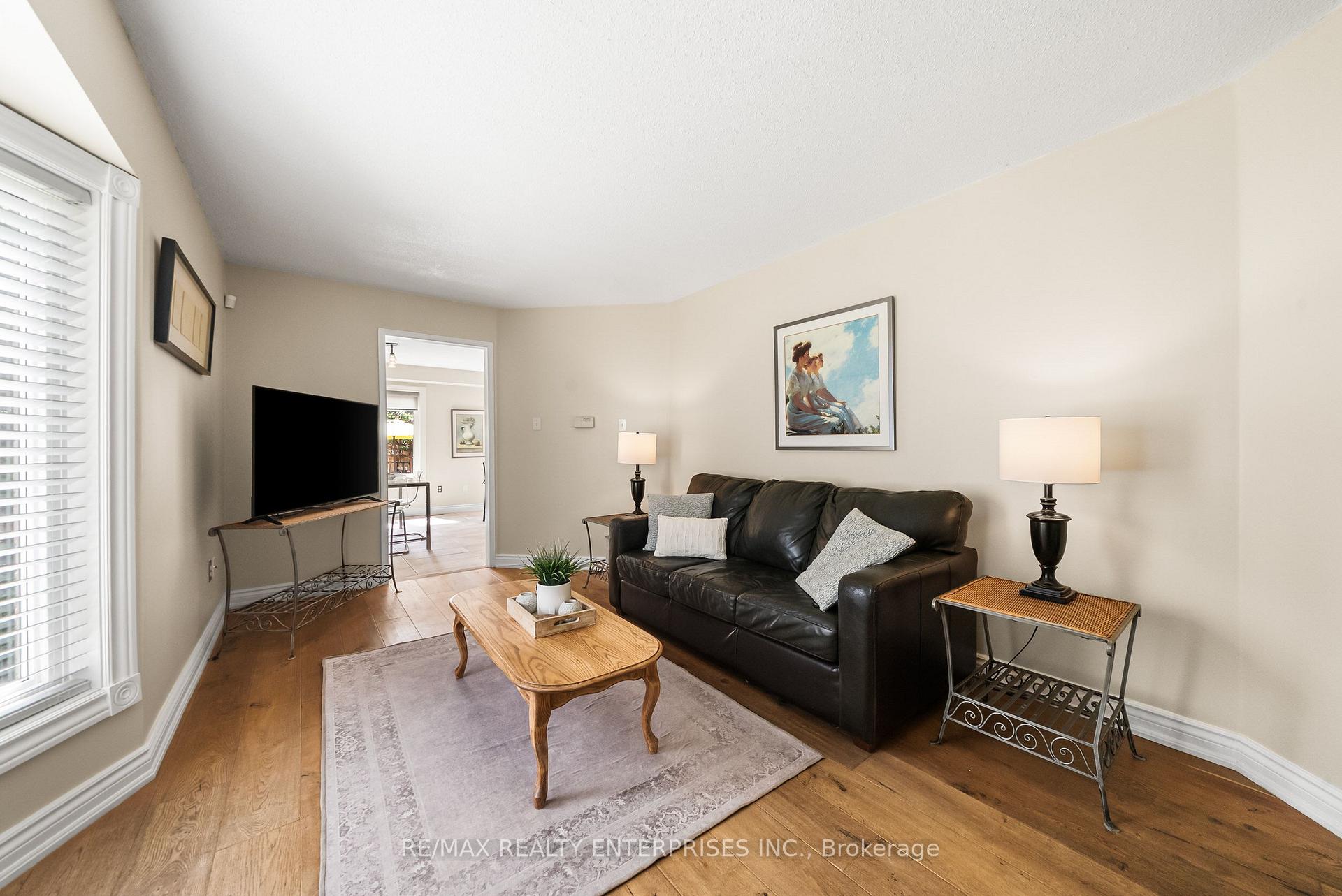 Photo 8 of 6916 Yarrow Avenue, Mississauga, Lisgar — HOMEH