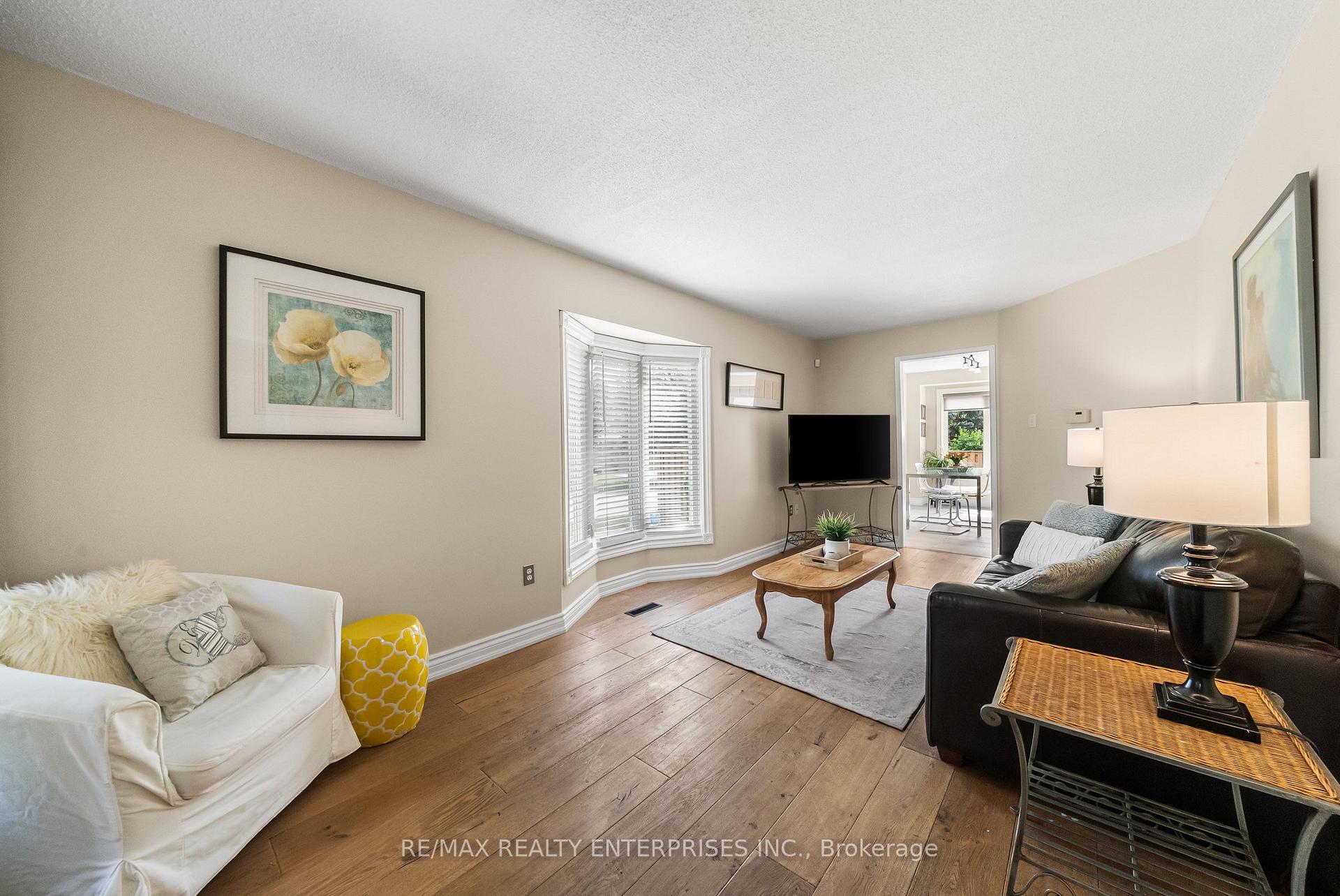 Photo 10 of 6916 Yarrow Avenue, Mississauga, Lisgar — HOMEH