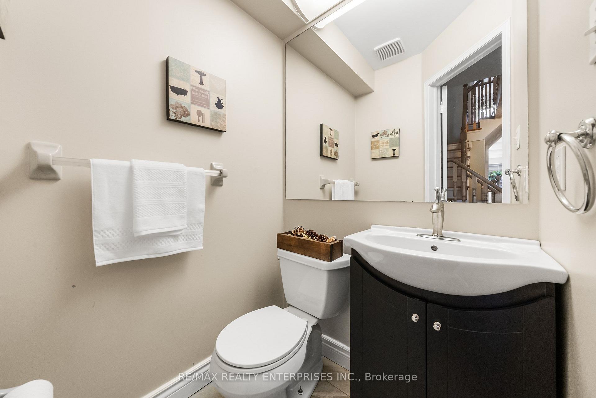 Photo 12 of 6916 Yarrow Avenue, Mississauga, Lisgar — HOMEH