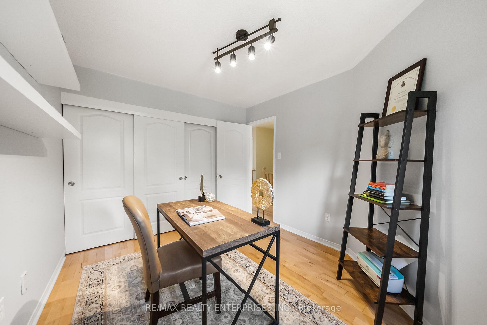 Photo 27 of 6916 Yarrow Avenue, Mississauga, Lisgar — HOMEH