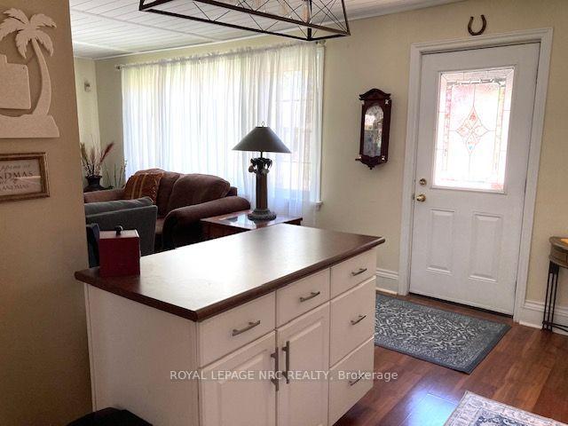 Photo 3 of 5681 Morse Avenue, Niagara Falls, Hospital — HOMEH