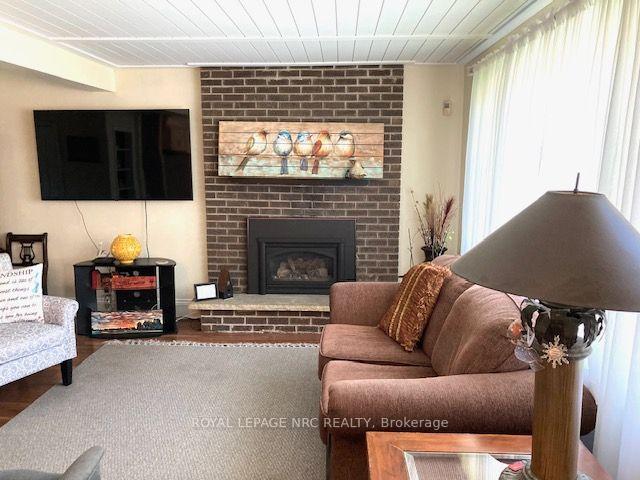 Photo 4 of 5681 Morse Avenue, Niagara Falls, Hospital — HOMEH