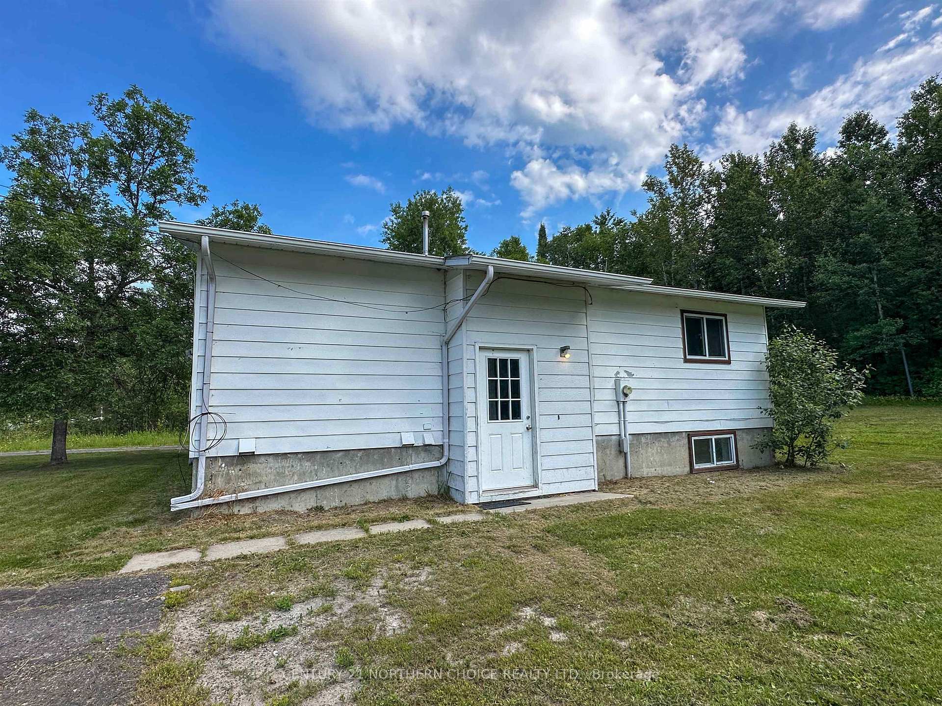 Photo 3 of 78/80 Birch Drive, Ear Falls — HOMEH
