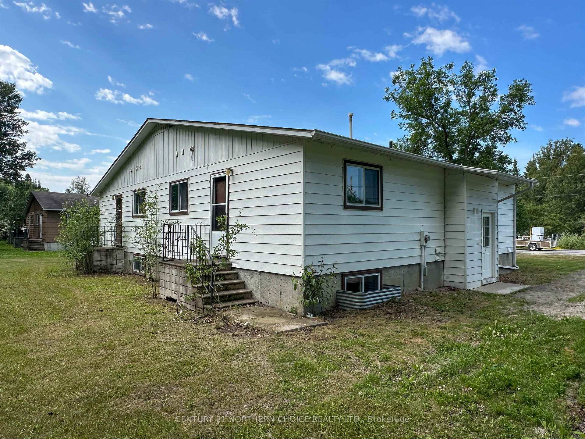 Photo 5 of 78/80 Birch Drive, Ear Falls — HOMEH