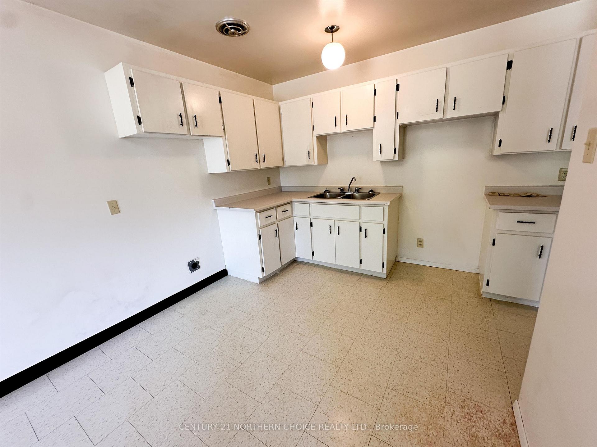 Photo 9 of 78/80 Birch Drive, Ear Falls — HOMEH